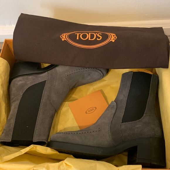 Tod’s trochetto suede leather boot size EU 35,5 or US 5,5 new - Picture 2 of 10